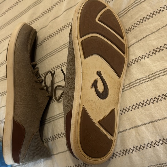 Men’s OluKai, leather lace up shoes! - Picture 6 of 6